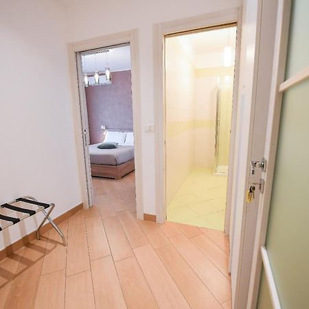 Hotel Karol Wojtyla Airport Bari Esterno foto